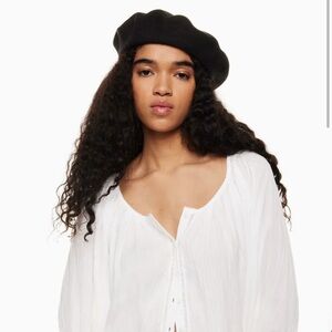 Aritzia Wildfed Maybe Beret Wool